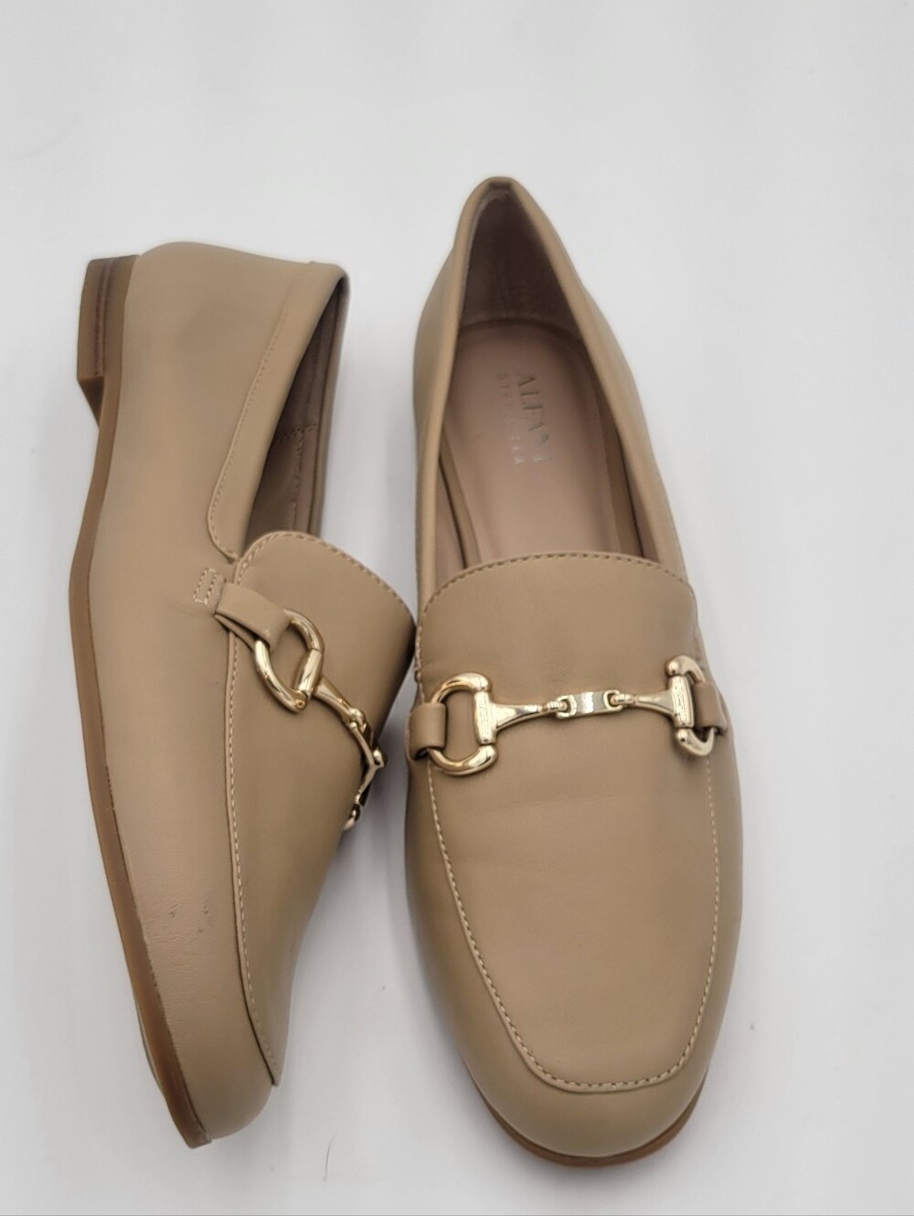 ALFANI Nude Leather Horsebit Loafers - Classic Women’s Slip-Ons size 9.5 New